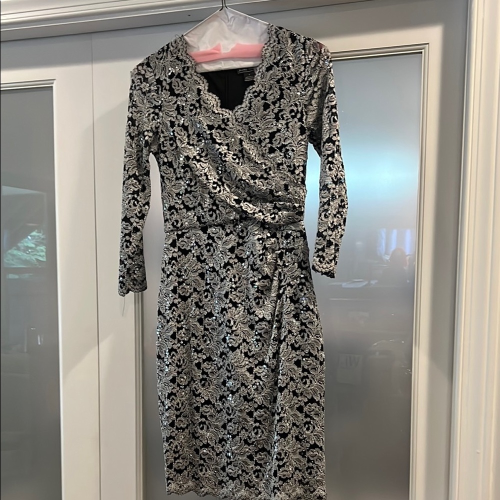 Jessica Howard Black and White Wrap Sheath Dress